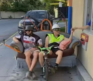Умелец создал забавный вид транспорта для визита в McDonald’s