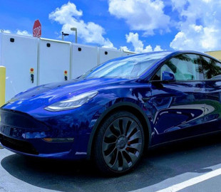 Вживані Tesla в США стали дорожче за нові