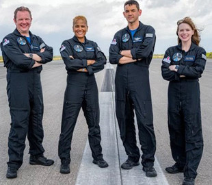 Запуск гражданской миссии SpaceX Inspiration4 отложен на сутки