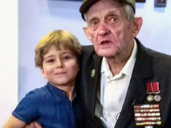 Правнук харьковского узника нацистских лагерей отдал 25 тысяч гривен на “Байрактары”