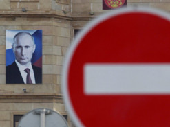 Британія ввела санкції проти 11 танкерів, що перевозять російську нафту