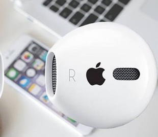 В Украину пытались ввезти контрафактные наушники Apple