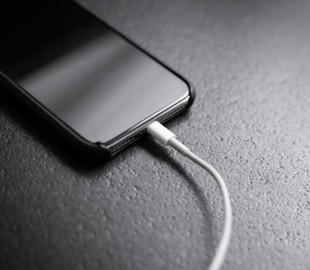 Українцям розповіли, як збільшити час роботи iPhone