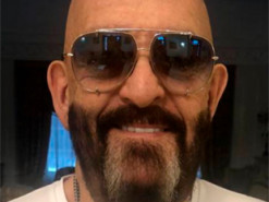 Календар перегорнув? Про що співає Михайло Шуфутинський та як з’явився мем