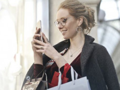 Стало відомо, коли в Україні з'явиться iPhone 14 і скільки він коштуватиме