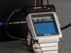 Самые первые в мире смарт-часы отмечают 22 года