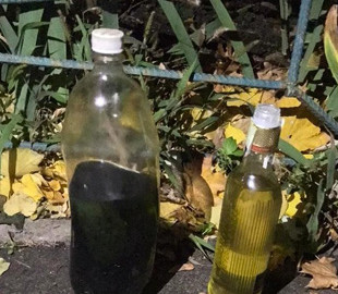 Ображений киянин кинув сусідці у вікно “коктейлі Молотова”