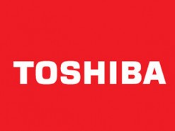 Toshiba прогнозирует первую прибыль за четыре года