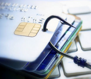 Карантин и мошенники: ПриватБанк рассказал, как не остаться без денег