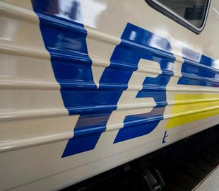 Безконтактна оплата проїзду та чат-бот з розкладом поїздів: Криклій анонсував проекти Укрзалізниці