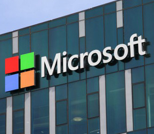 Microsoft посягнула на территорию Sony: компания хочет купить несколько японских студий