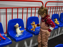 В Україні позбавлятимуть опіки над дітьми за відмову від обов'язкової евакуації