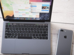 Apple научит все свои гаджеты заряжать друг друга