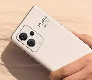 Флагман Realme оказался одним из худших современных смартфонов по ремонтопригодности