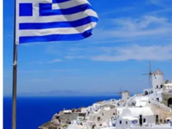 Россияне пожаловались на дискриминацию и агрессию в Греции: страну назвали "не безопасной" для отдыха