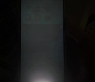 В iPhone 15 Pro масово вигорають екрани, але Apple відмовчується