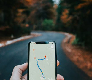 Як зберегти місця та області в Google Maps, перш ніж ви залишитеся без зв'язку