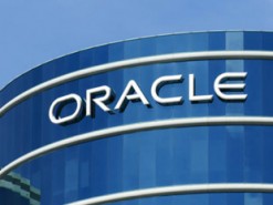 Власти США: Oracle присвоила $400 млн из зарплат женщин и студентов