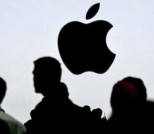 Apple удалила популярные подкасты о «теориях заговора»