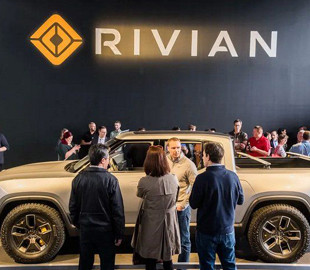 Rivian снова отложила старт поставок электрического пикапа R1T