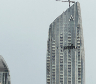 $54 000 штрафу та депортація: У Дубаї затримали 20 туристів за відео атак Ірану по ОАЕ