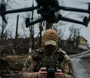 Стало відомо, скільки FPV-дронів виготовлять українські компанії цього року