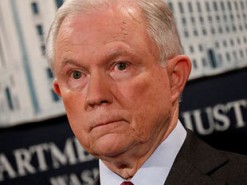 WSJ: генпрокурор США выясняет, не подавляют ли соцсети свободу слова