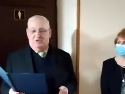 У столичному університеті телекомунікацій до 8 березня урочисто відкрили відремонтований туалет