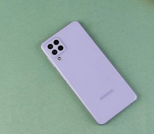 Samsung Galaxy A22 получает последнюю версию Android