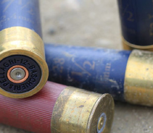 Гучно відпочивав: в Одеській області чоловік застрелив хлопця