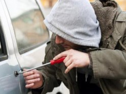 Приложения от каршеринговых компаний позволяют угнать автомобиль