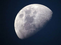 NASA хочет превратить лунные кратеры в радиотелескоп