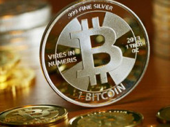 Пользователи Facebook пожаловались на блокировку связанного с биткоином контента