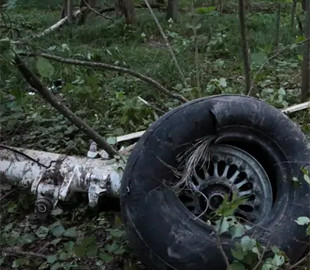 Падіння Sukhoi Superjet 100 у Підмосков'ї: тіла трьох членів екіпажу знайшли