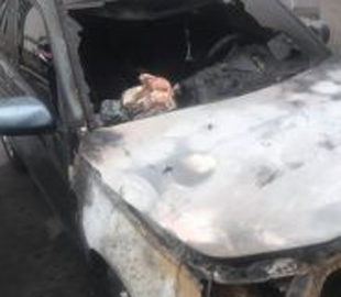 Поліція відкрила провадження через підпал авто блогера в Києві