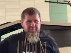 Маск заперечив, що дарував Кадирову кібертрак "Тесла"