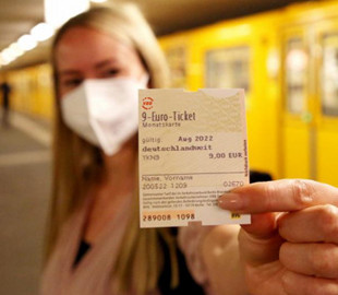 У Німеччині провели експеримент з ультрадешевим проїздом у транспорті: викиди вуглецю значно знизилися