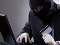 Жінку обдурили на круглу суму при купівлі криптовалюти