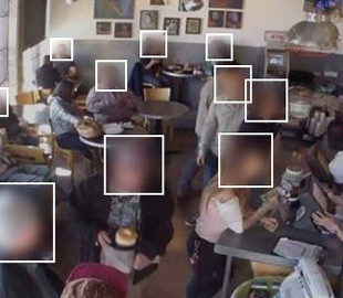 NYT: фотографии миллионов людей попали в нелегальные базы