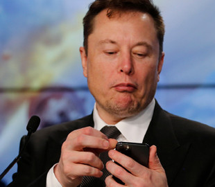 Илон Маск отреагировал на призыв Рогозина к олигархам
