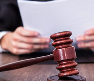 Затриманого у Львові диверсанта та його спільника увʼязнили за підпал на залізниці