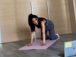 "Холостячка" Злата Огневич похвалилася гнучкістю під час тренування (фото)