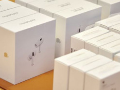 За замовлення контрафактних товарів Apple - штраф 17 тис. гривень і конфіскація товару