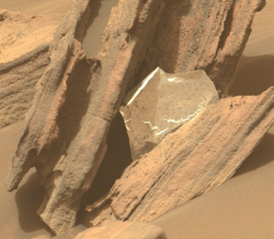 Perseverance знайшов шматок термоковдри на Марсі