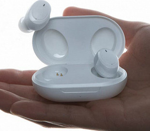 Названа дата анонса и цена наушников Oppo Enco W11