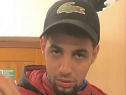 У Києві алжирець намагався винести з магазину техніки телефон у трусах