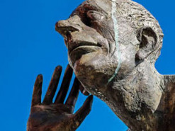 Эксперты рассказали, как смартфоны шпионят за владельцами