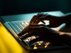 "Покупки" в інтернеті та криптовалюта: шахраї видурили у українців понад 60 тисяч гривень