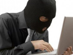 Двоє шахраїв з Кіровоградщини збирали гроші ніби для допомоги пораненим