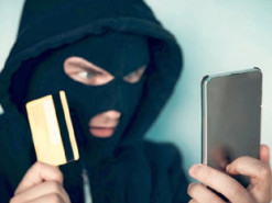 На Днепропетровщине со счета клиента банка украли несколько тысяч